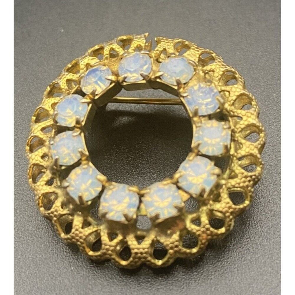 Vintage Brooch Pin Opaline Glass Circle Yellow Gold Plated Rhinestone Art Deco - Picture 2 of 7